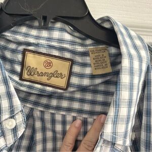 Wrangler Men's White and Blue Checkered Shirt